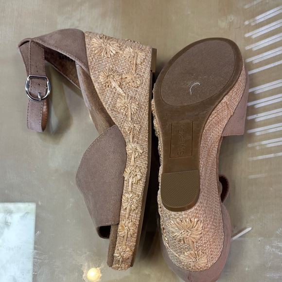 Style & Co. Tan Wedge Sandals